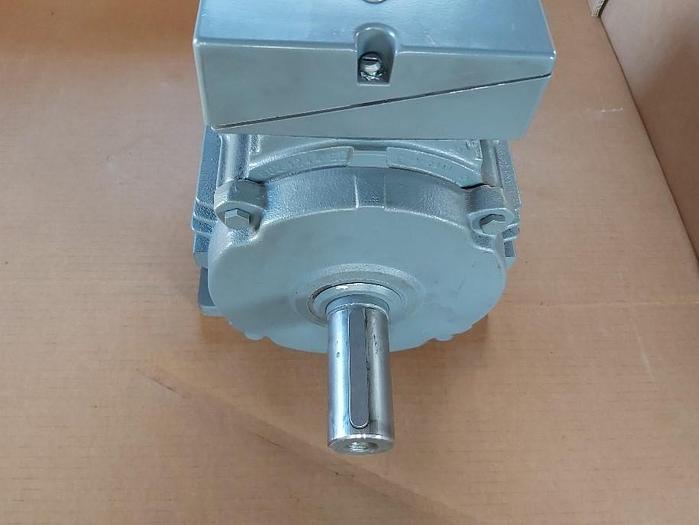 Elektromotor mit Fuss, IE2-WE1R 132S 2 TPM HW, 5,5 KW, 2915 rpm, VEM, neu -70%