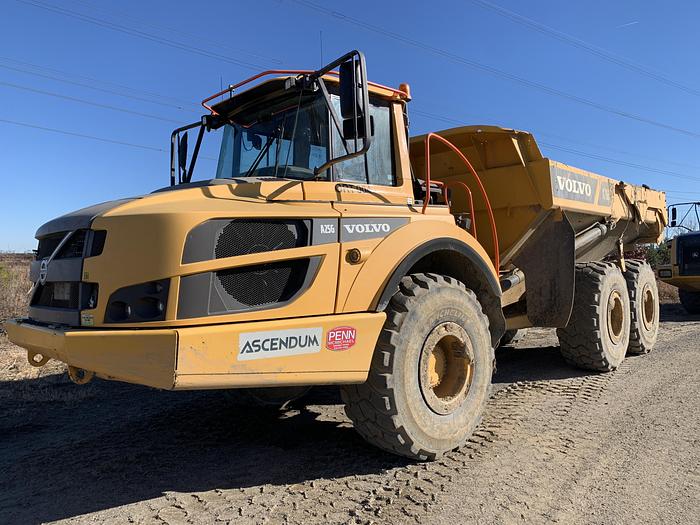 Used 2016 Volvo A25G with tailgate