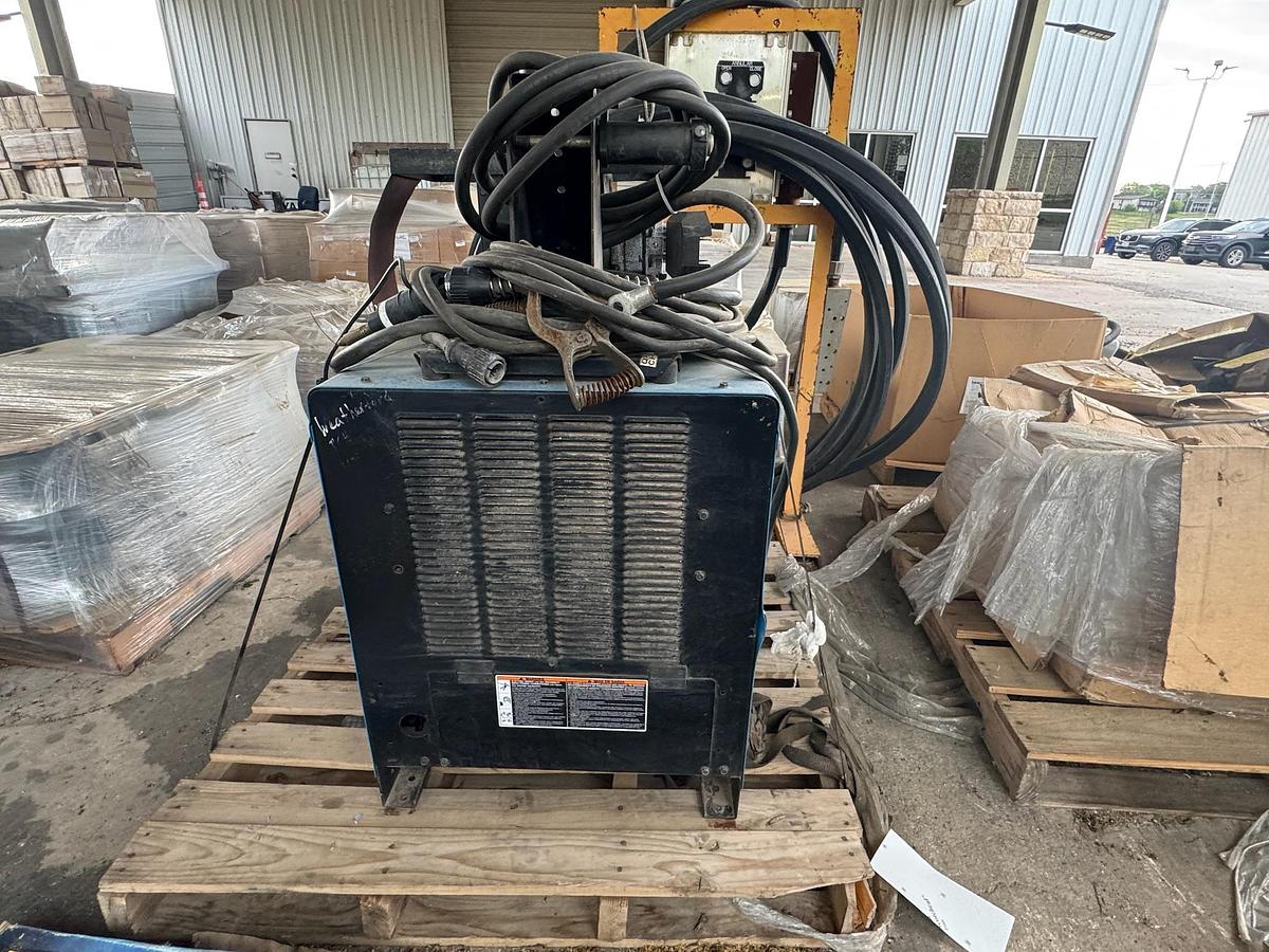 Used Miller CP-302 MIG Welder with Wire Feeder