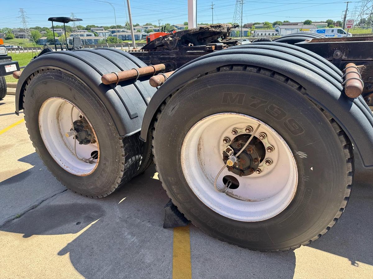 Used 2005 Mack Haul Truck CV713