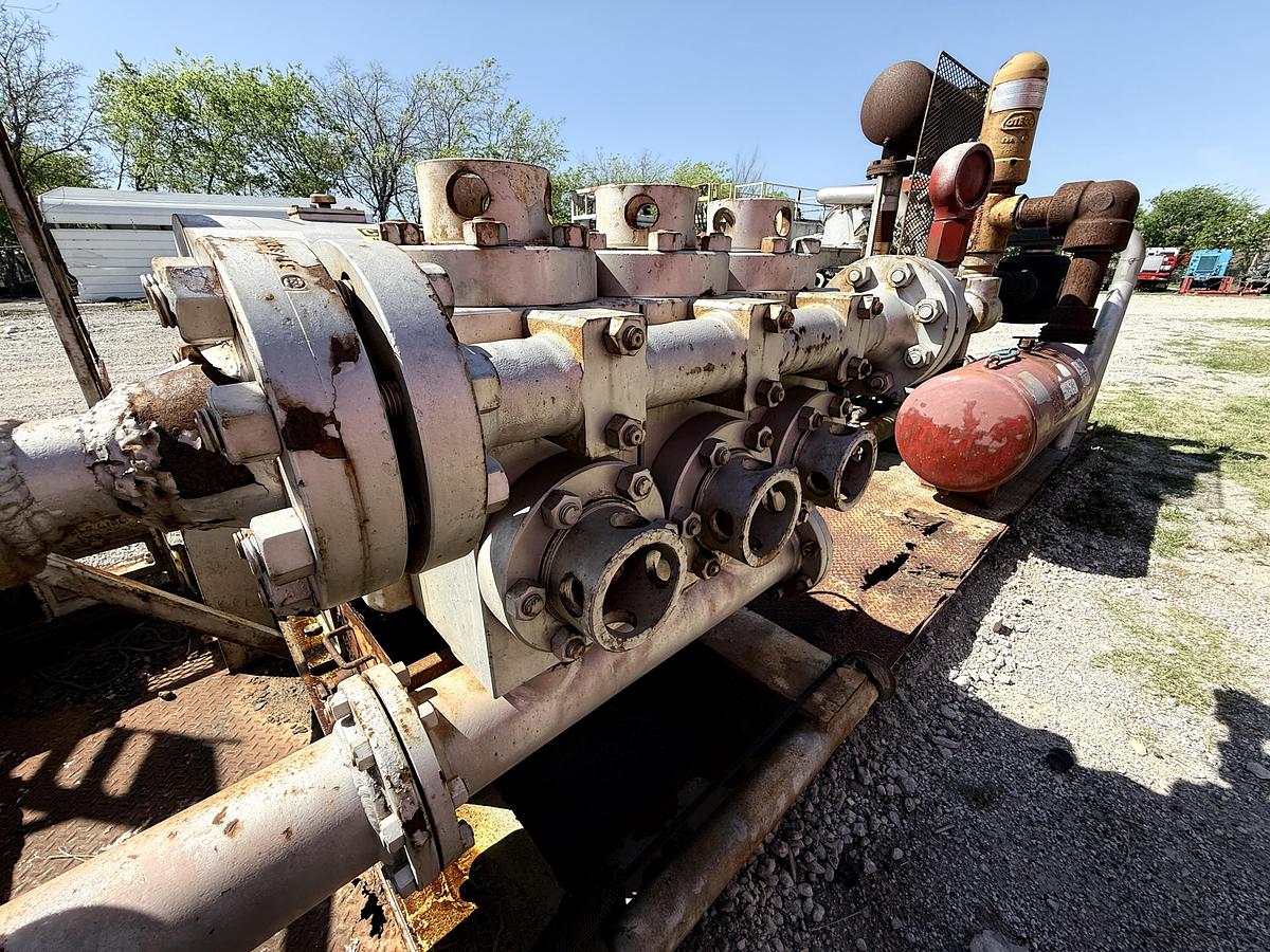 Used EWS 440 5K WP Triplex Well Service Pump Skidded P/B Detroit Series 60