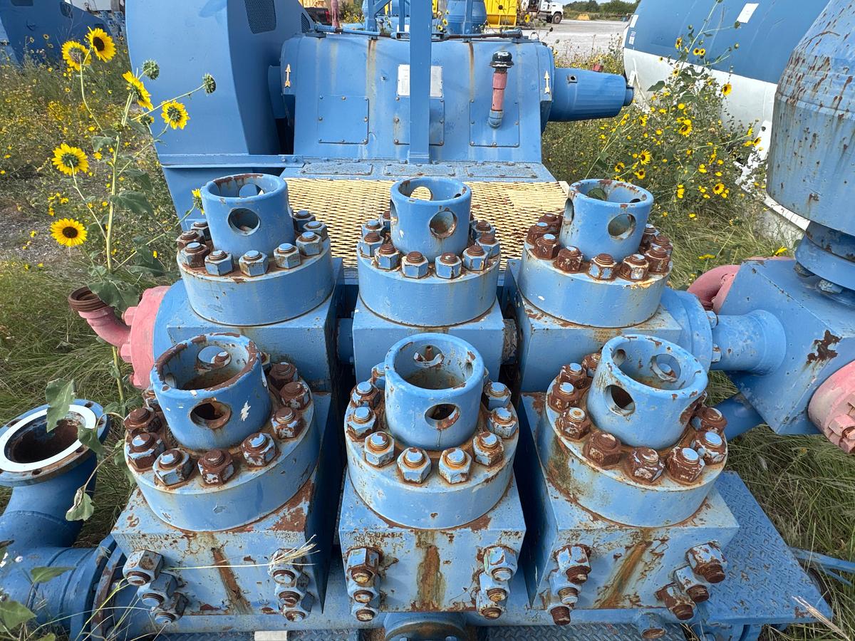 Used National Oilwell 9P-100 Triplex Mud Pump