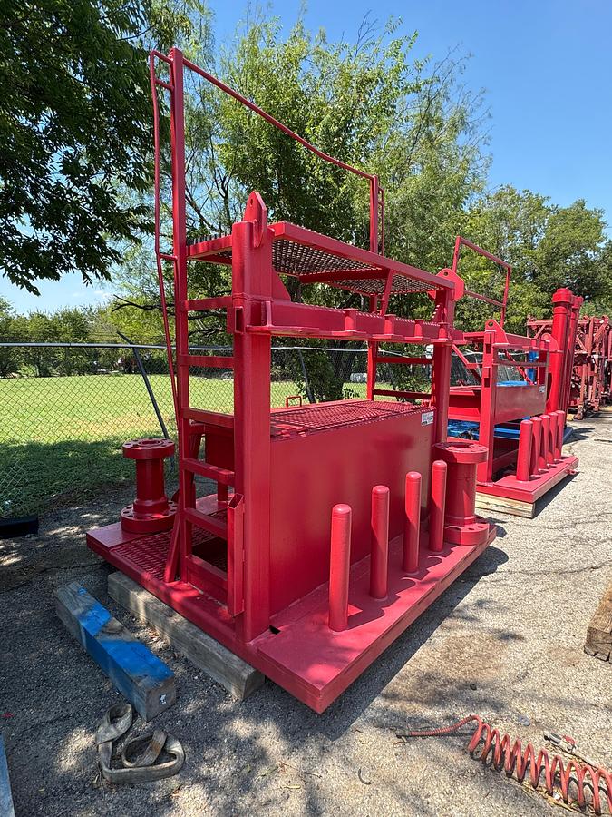 Used Coil Tubing Lubester Rack