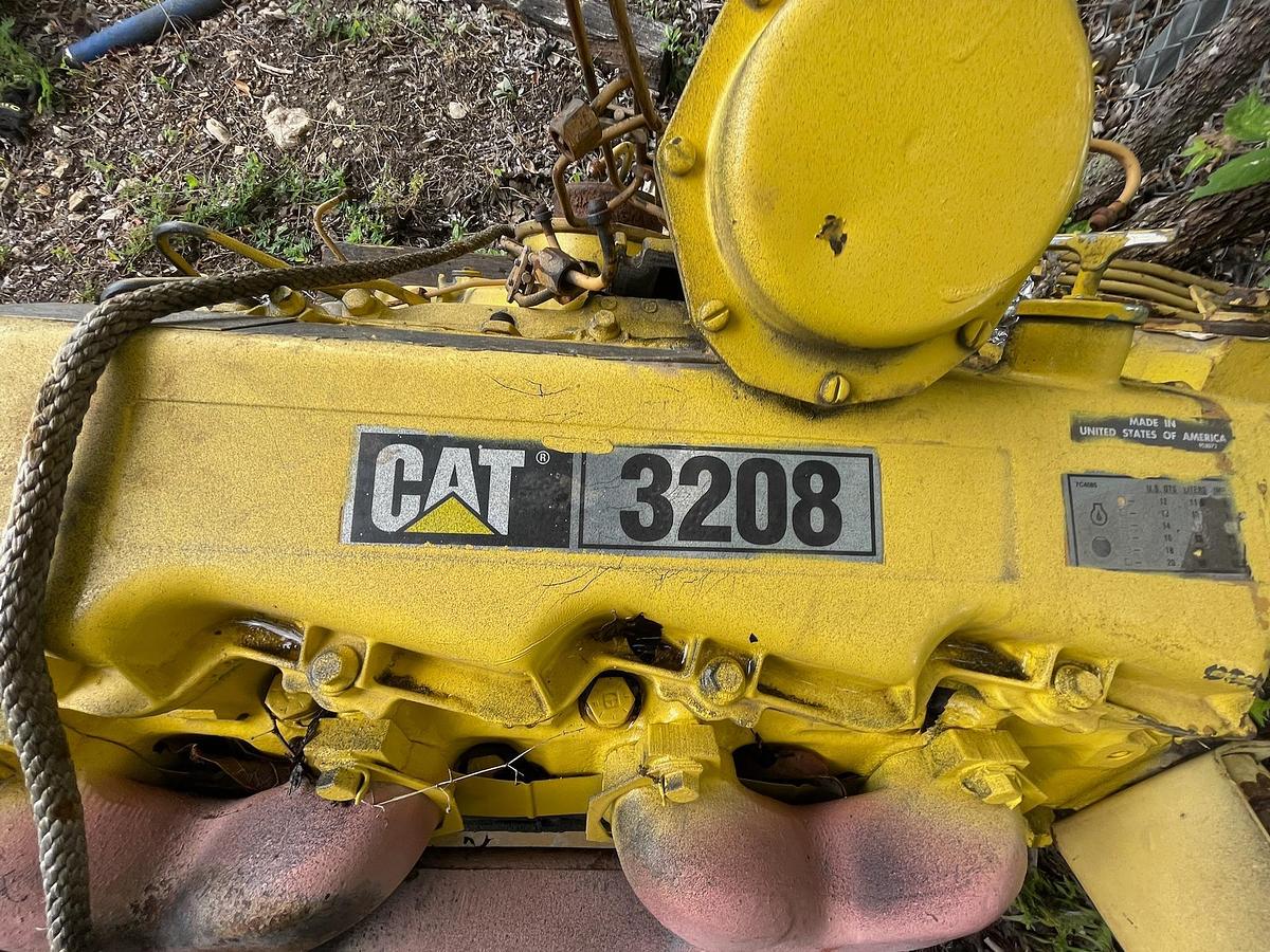 Used CAT 3208 Engine