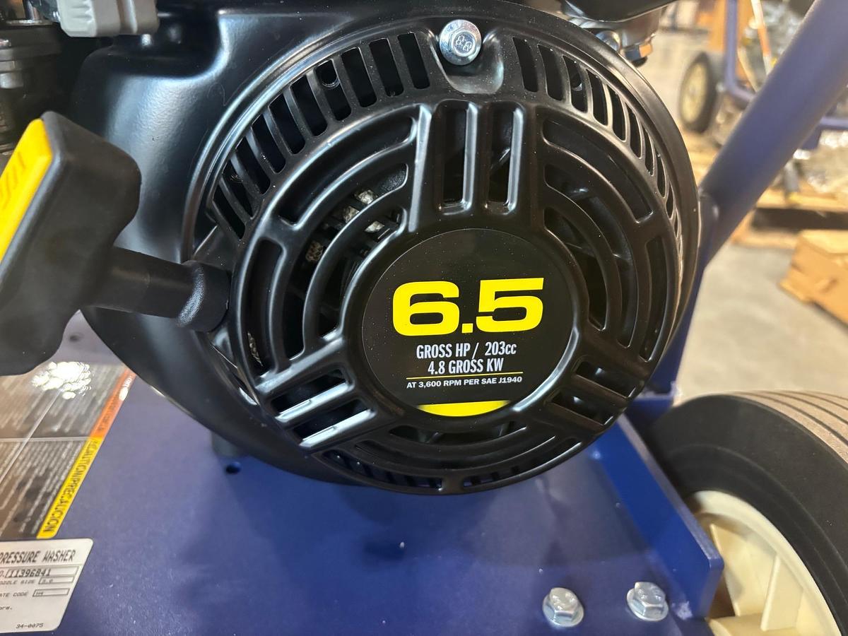Used Makinex DPW-2500 Pressure Washer - BRAND NEW!