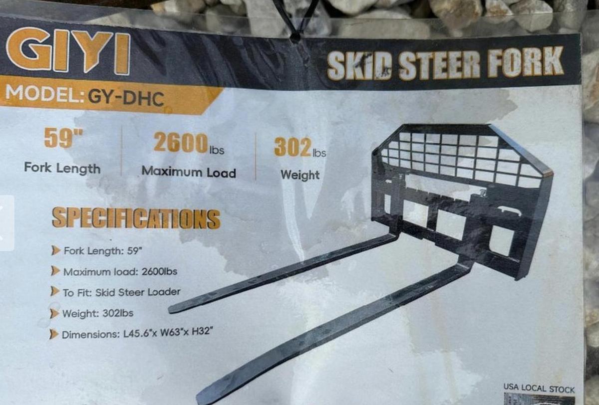 Used 2026 GIYI GY-DHC 59in Forks Skid Steer Attachment (UNUSED)