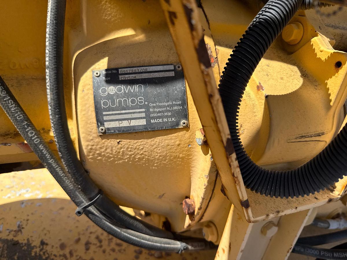 Used Godwin Transfer pump With a John Deere 4.5L Diesel
