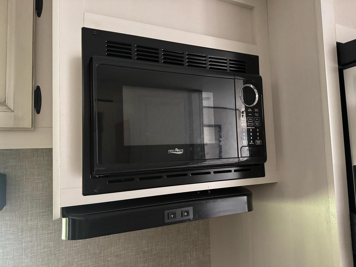 Used 2022 Jayco Jay Flight Travel Trailer