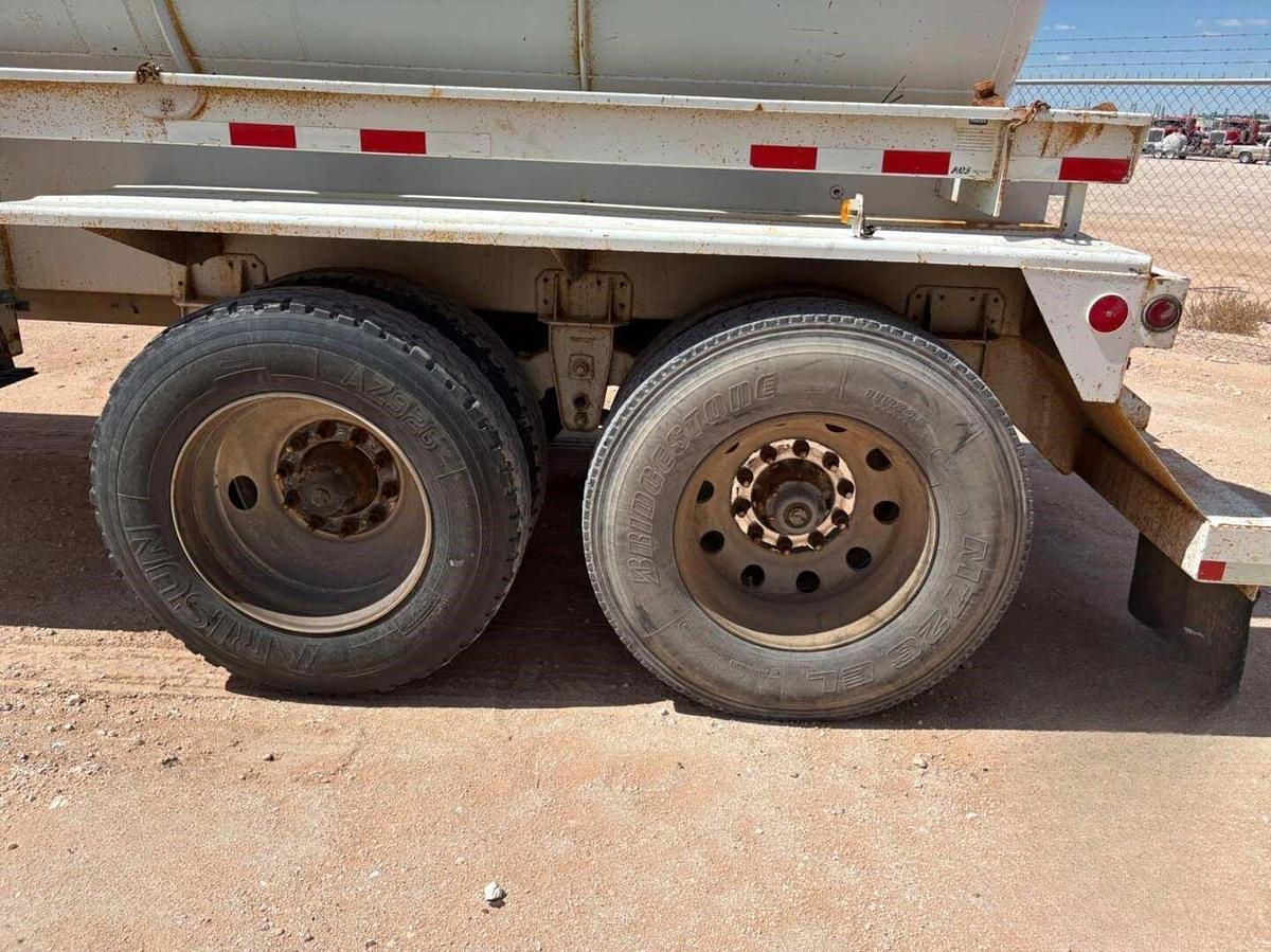 Used 2012 Overland Tank 10,000GAL 3-Compartment Acid Transport Trailer