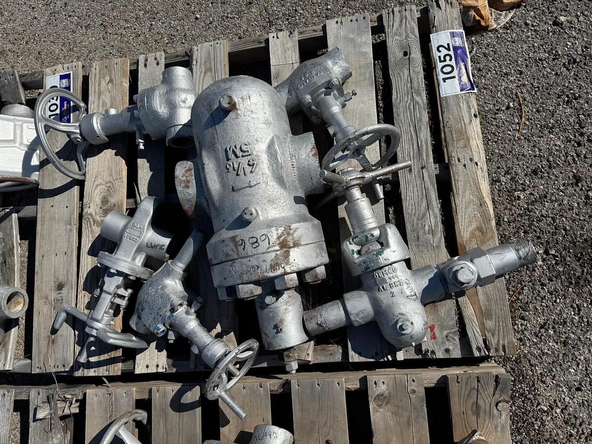 Used (1) Orbit 4 1/16", (2) 2", (1) 1 1/4" (2) Mohawk Valves