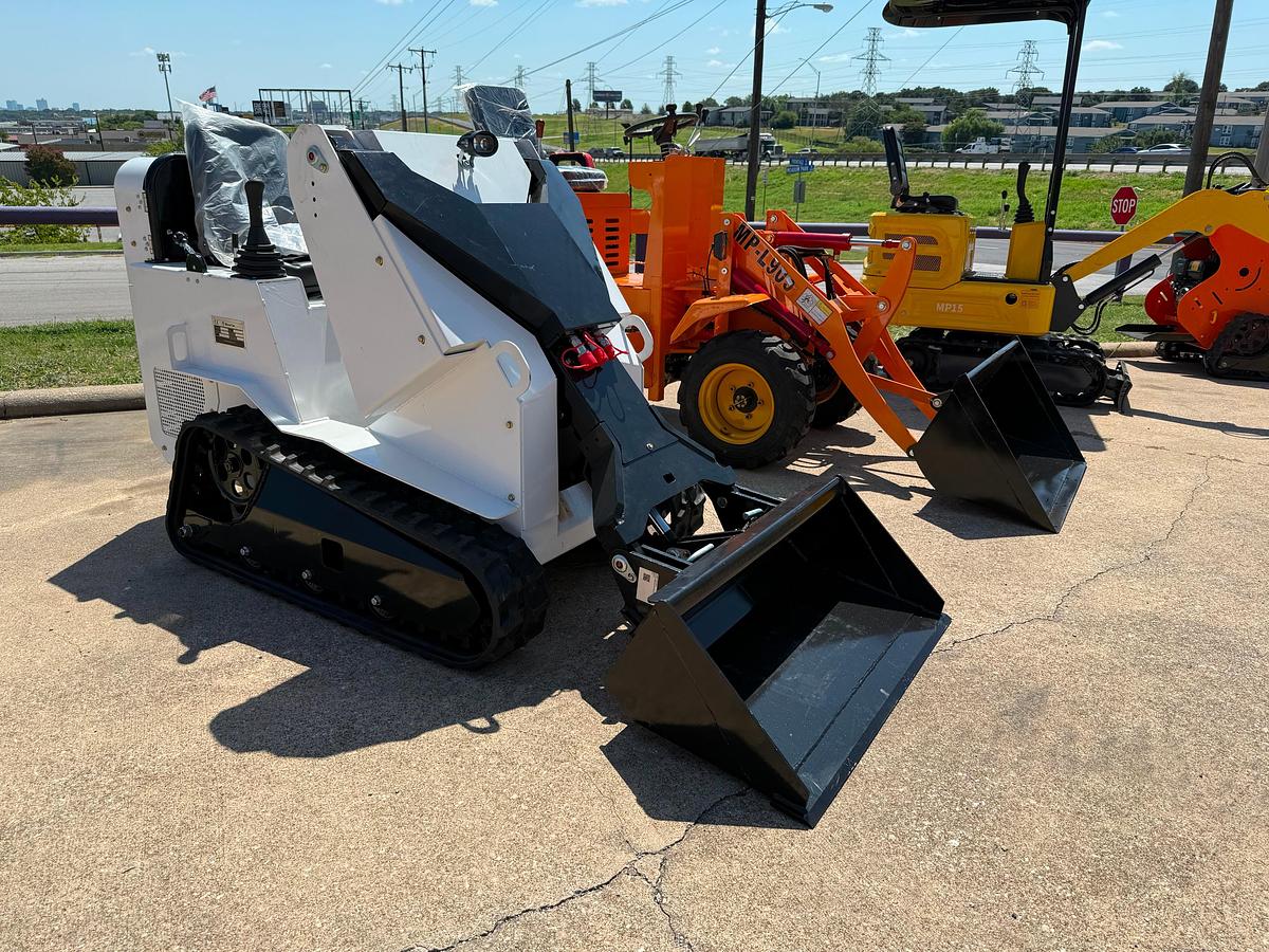 Used 2025 Bison Tek BT360 Pro Skid Steer Loader