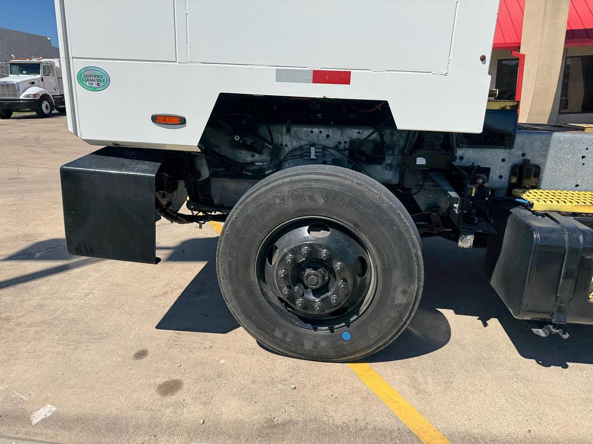 Used 2019 Autocar 4x2 Spotter Truck