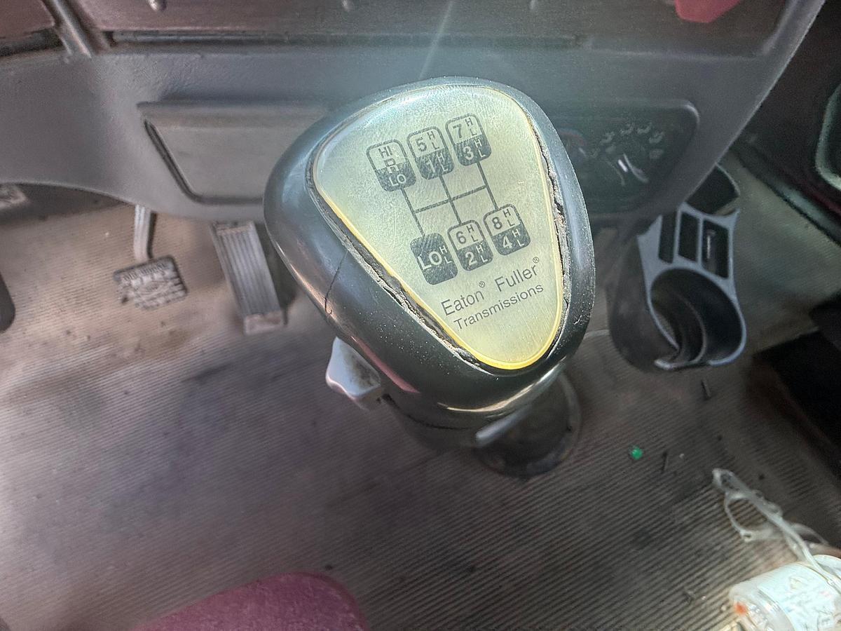 Used 2006 Western Star 4900 Boom Truck, Sleeper