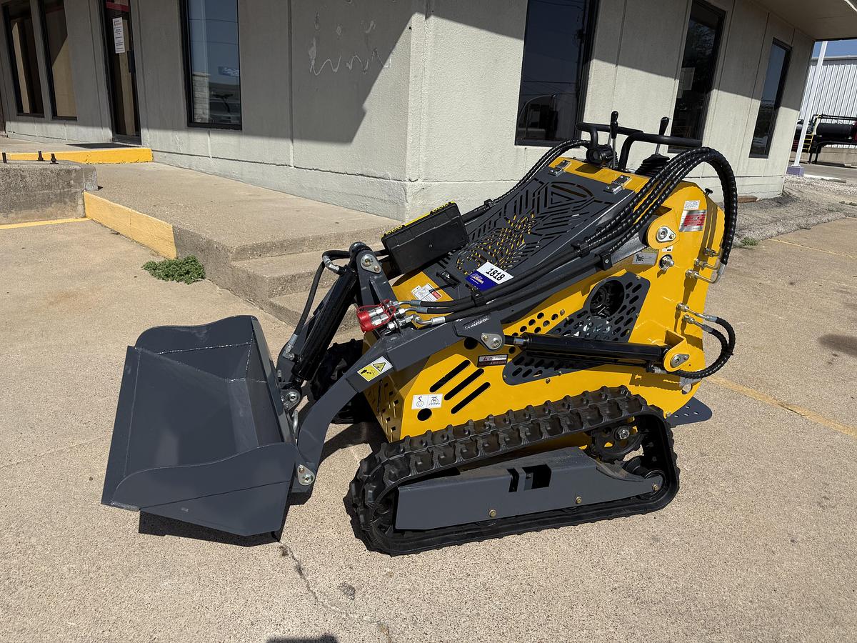 Used 2026 Sdlanch SSL60 Skid Steer - BRAND NEW!