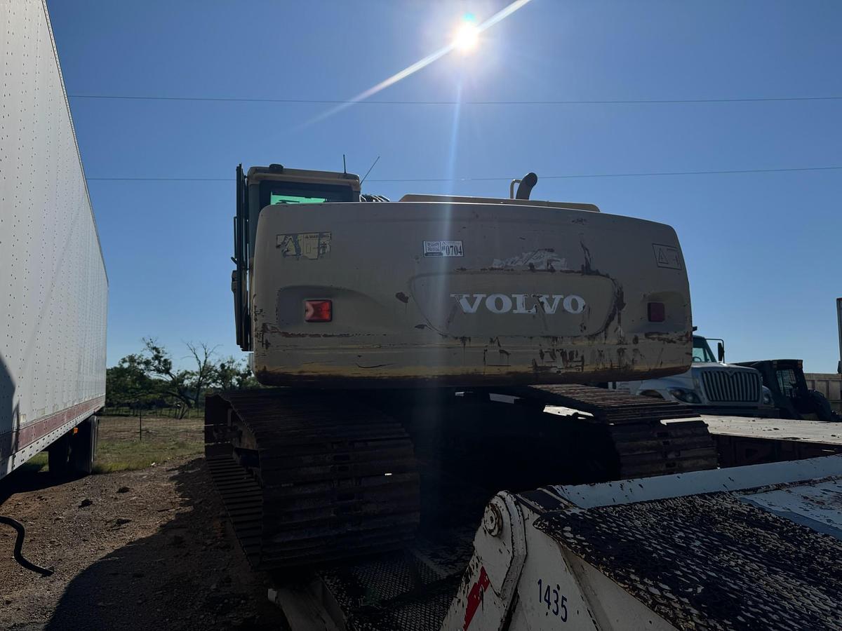 Used VOLVO Excavator