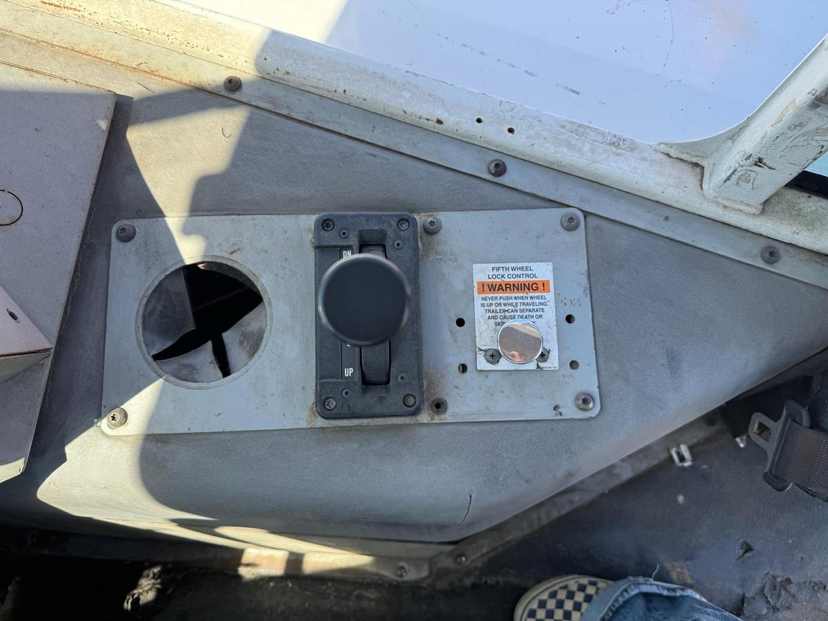 Used 2019 Autocar 4x2 Spotter Truck