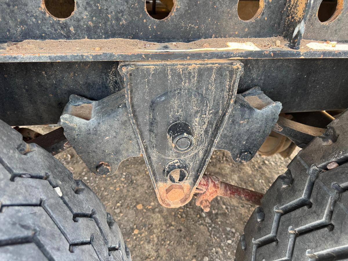 Used 2010 Piggyback Flatbed Trailer