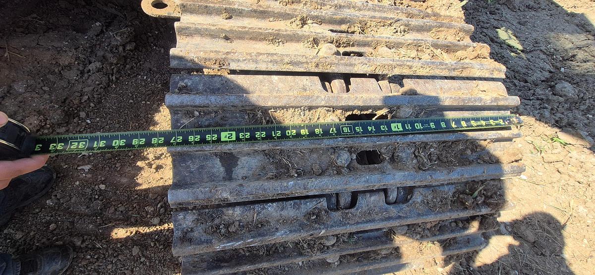 Used 2015 HitachiZaxis 160LC