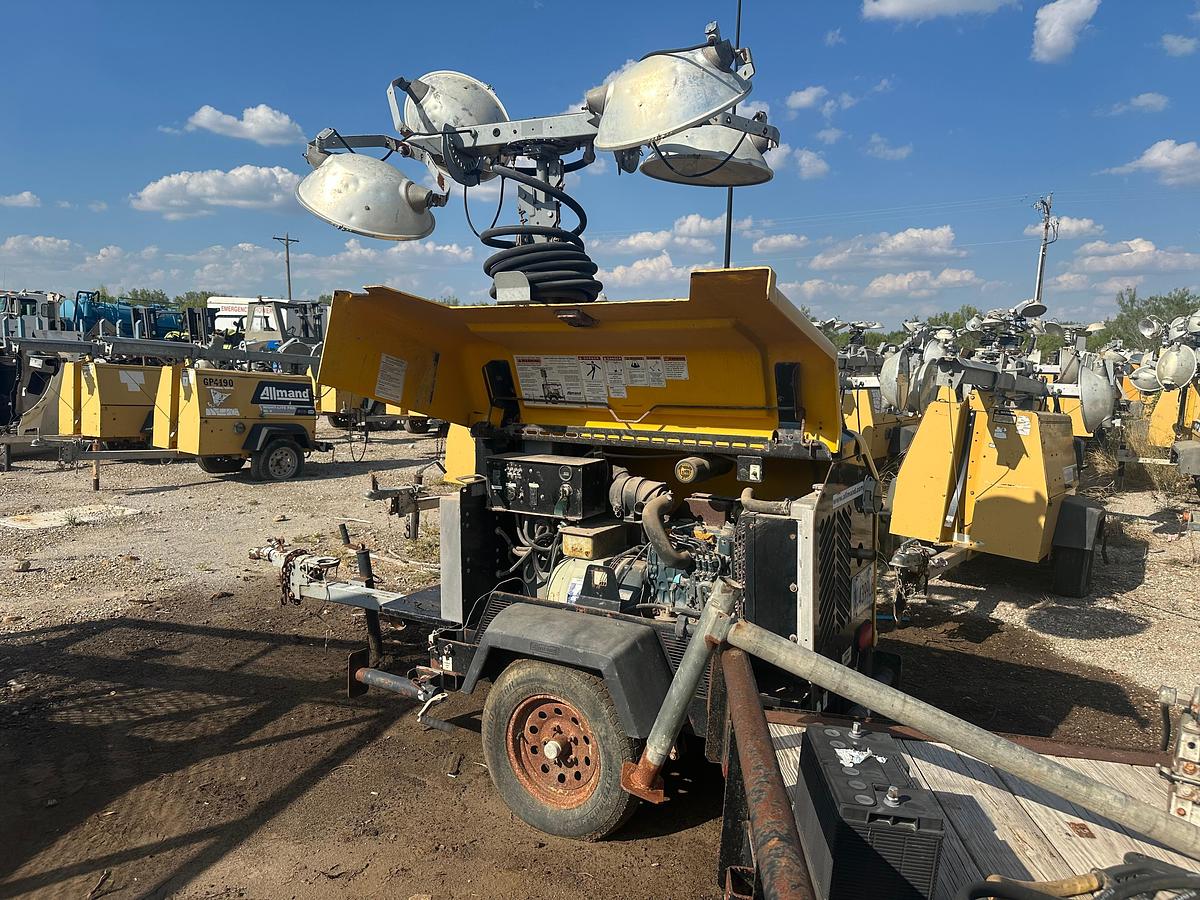 Used Allmand Night-Lite Pro 2 7.5KW Light Plant with Kubota Engine