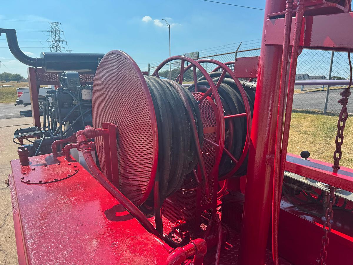 Used EVCO 85 Ton Power Swivel MTD. on 19 Tandem Axle Gooseneck Trailer