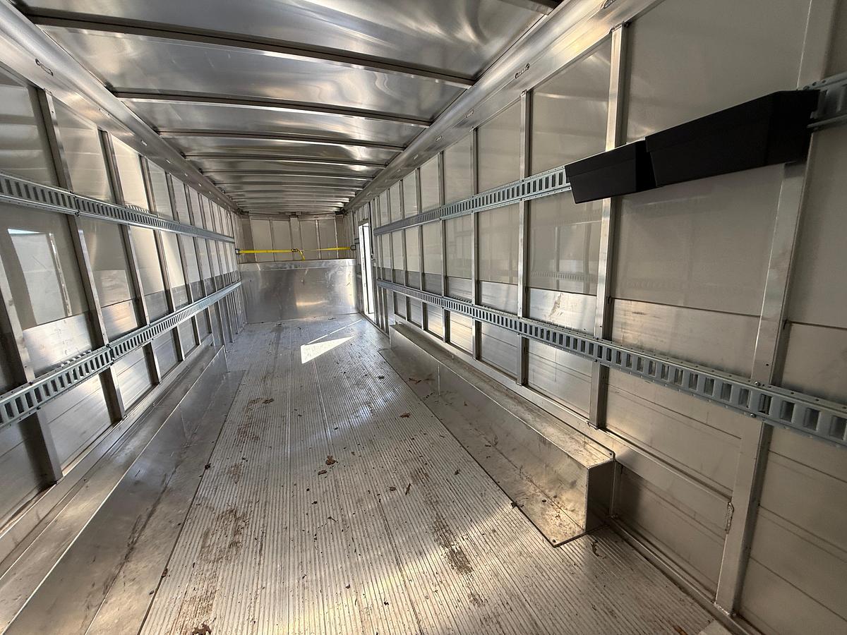 Used 2024 Sundowner Work Horse 28GN Trailer