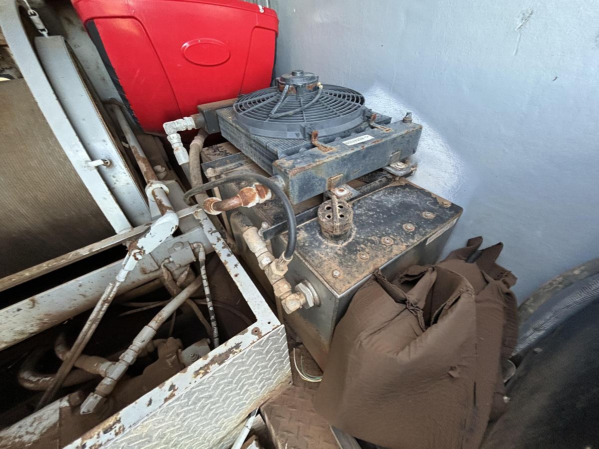 Used 2012 International Wireline Truck