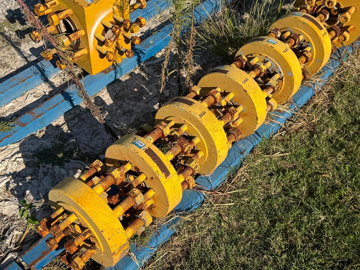 Used (7) 4 1/16'' x 2 3/8'' DSAs
