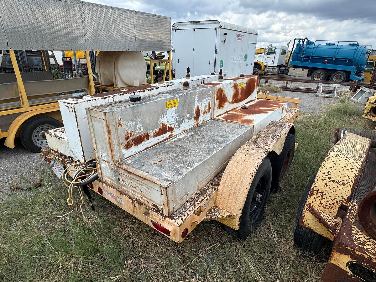 Used Fuel/Service Tandem Axle Trailer