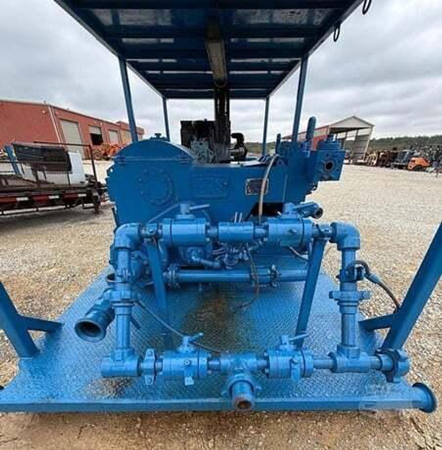 Used EWS W440 Triplex Pump