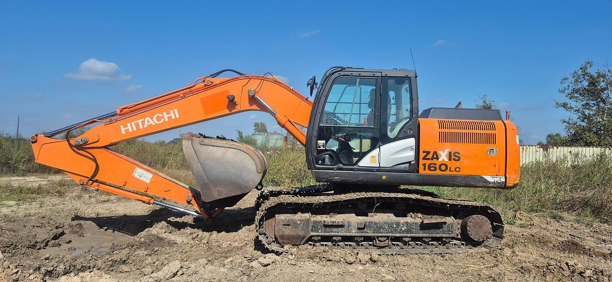 Used 2015 HitachiZaxis 160LC