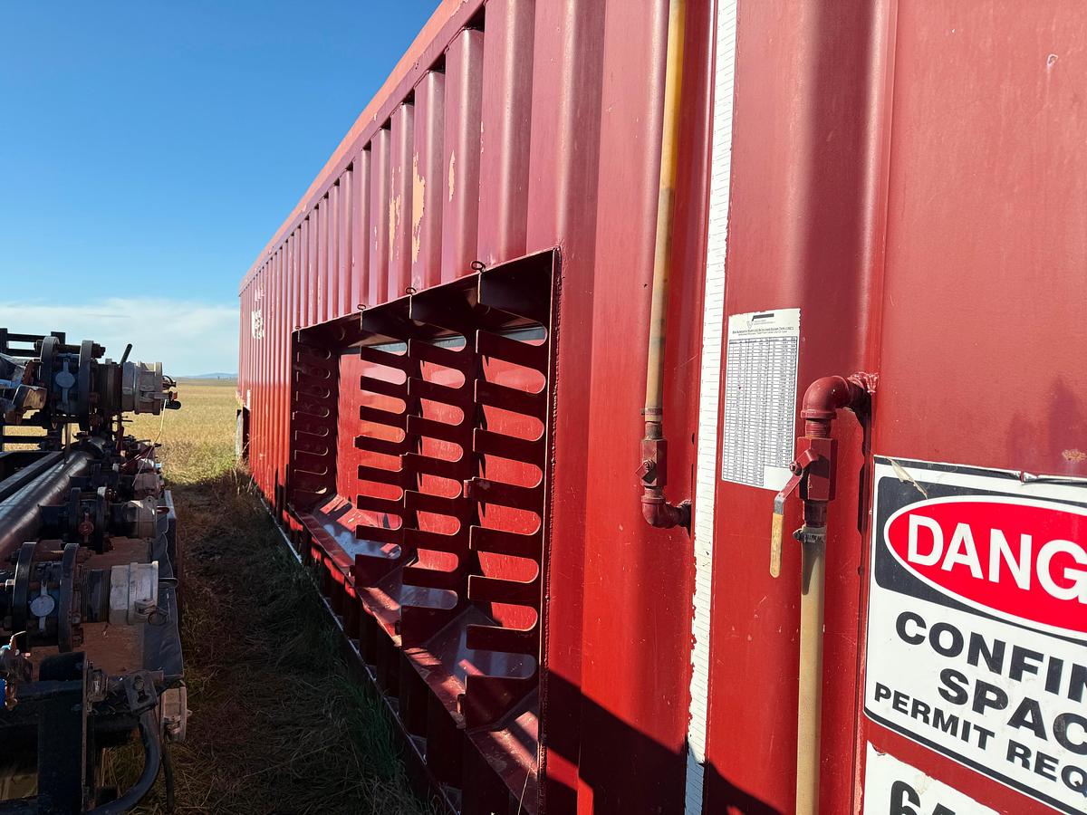 Used 440 BBLS Trailer Mounted Open Top Frac Tank