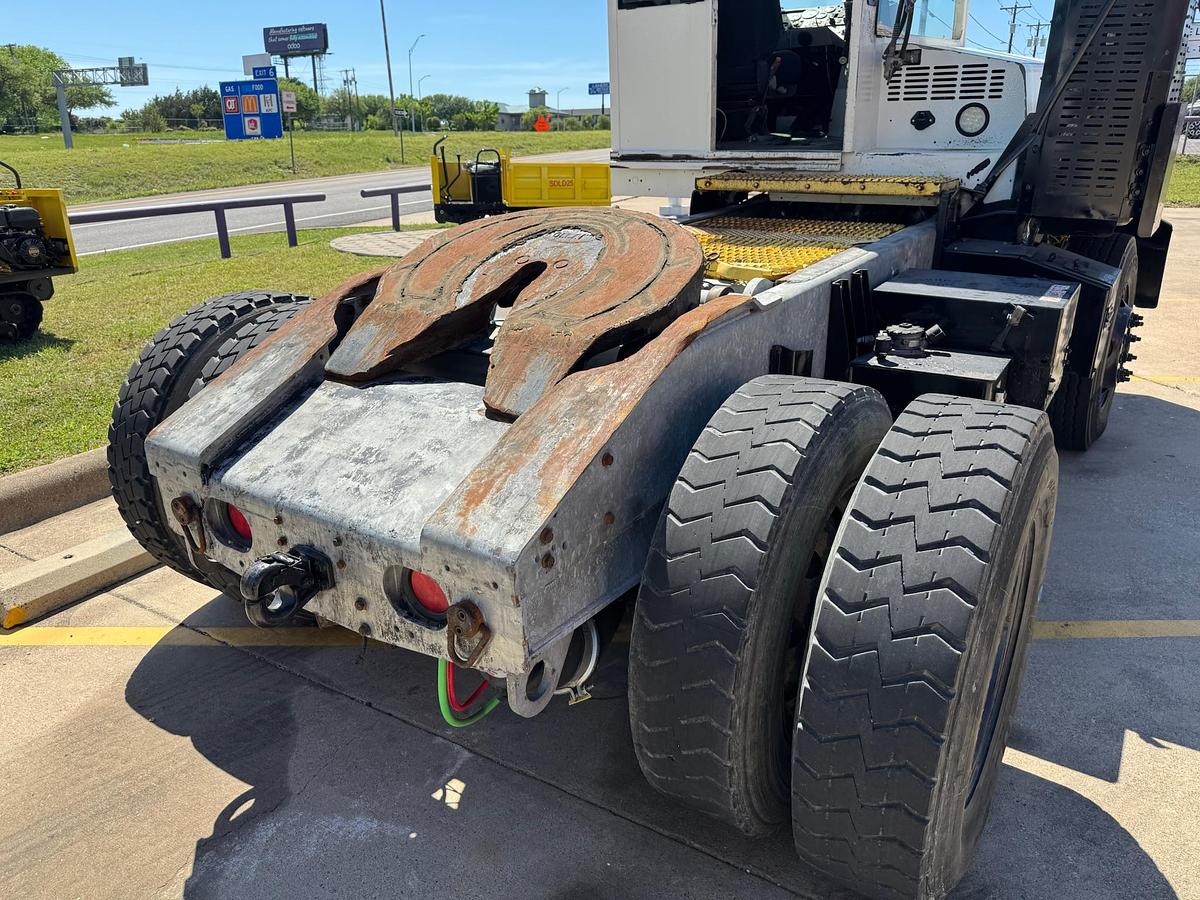 Used 2019 Autocar 4x2 Spotter Truck