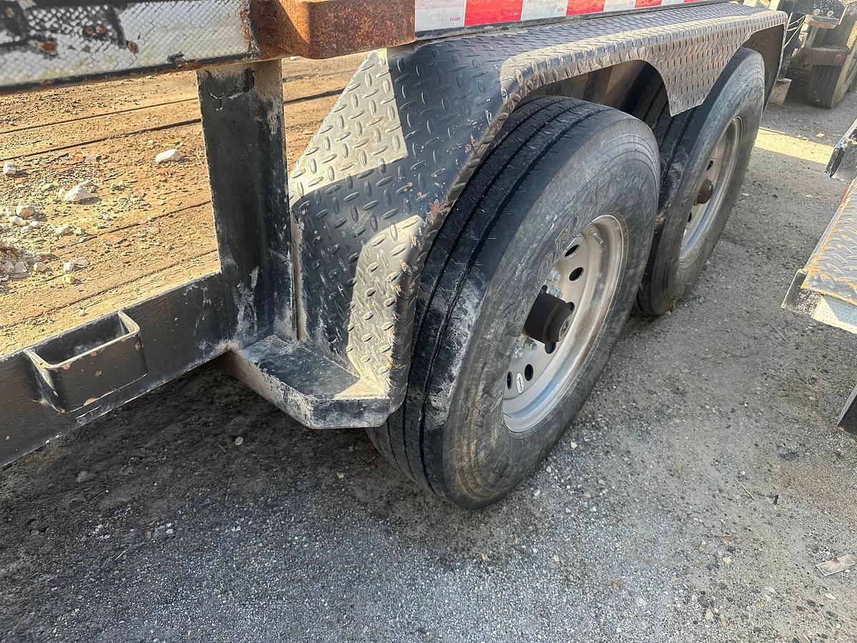 Used 20 Top Hat Industries GooseneckTrailer