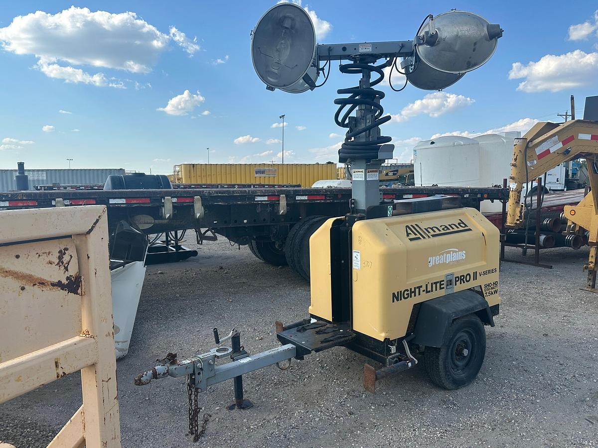 Used Allmand Night-Lite Pro 2 7.5KW Light Plant with Kubota Engine