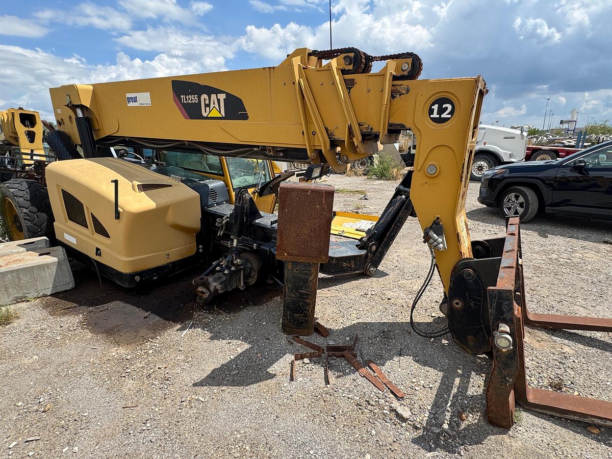 Used 2012 Caterpillar TL1255 Telehandler