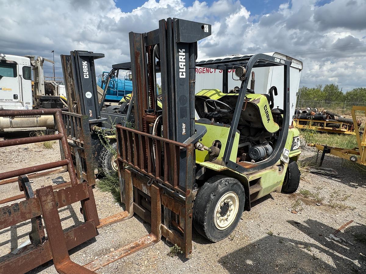Used Clark CMP 40D Forklift