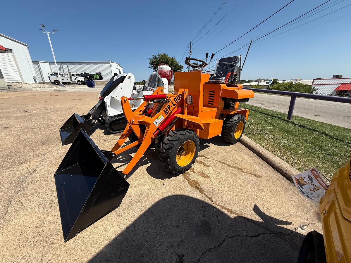 2025 Mach Pro PL905 Wheel Loader - Brand New!