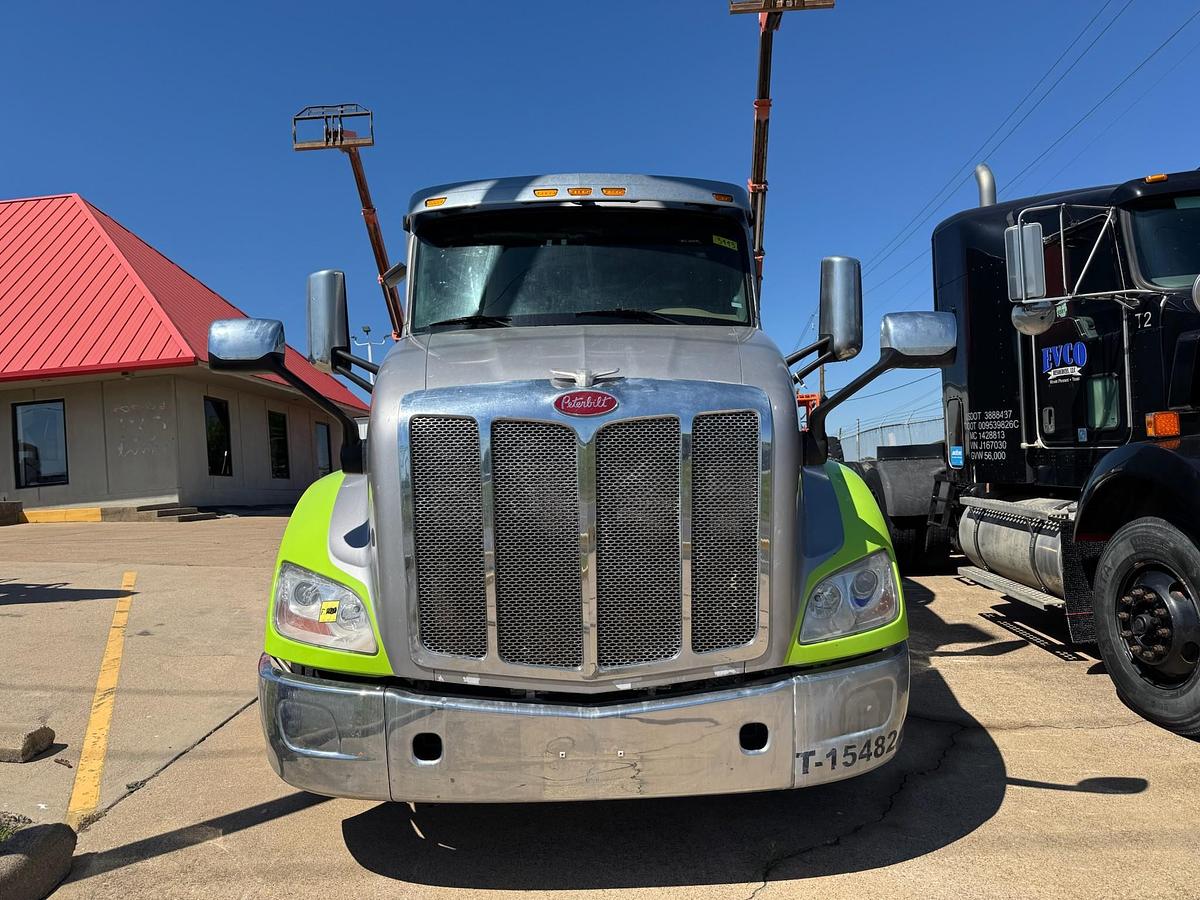 Used 2015 Peterbilt 579 6x4 Sleeper Truck Tractor