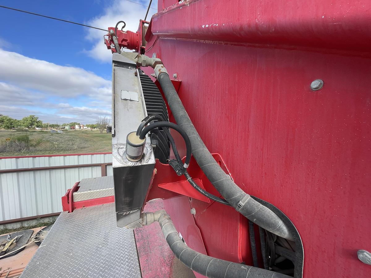 Used 2013 Peterbilt 367 Boom Truck Crane