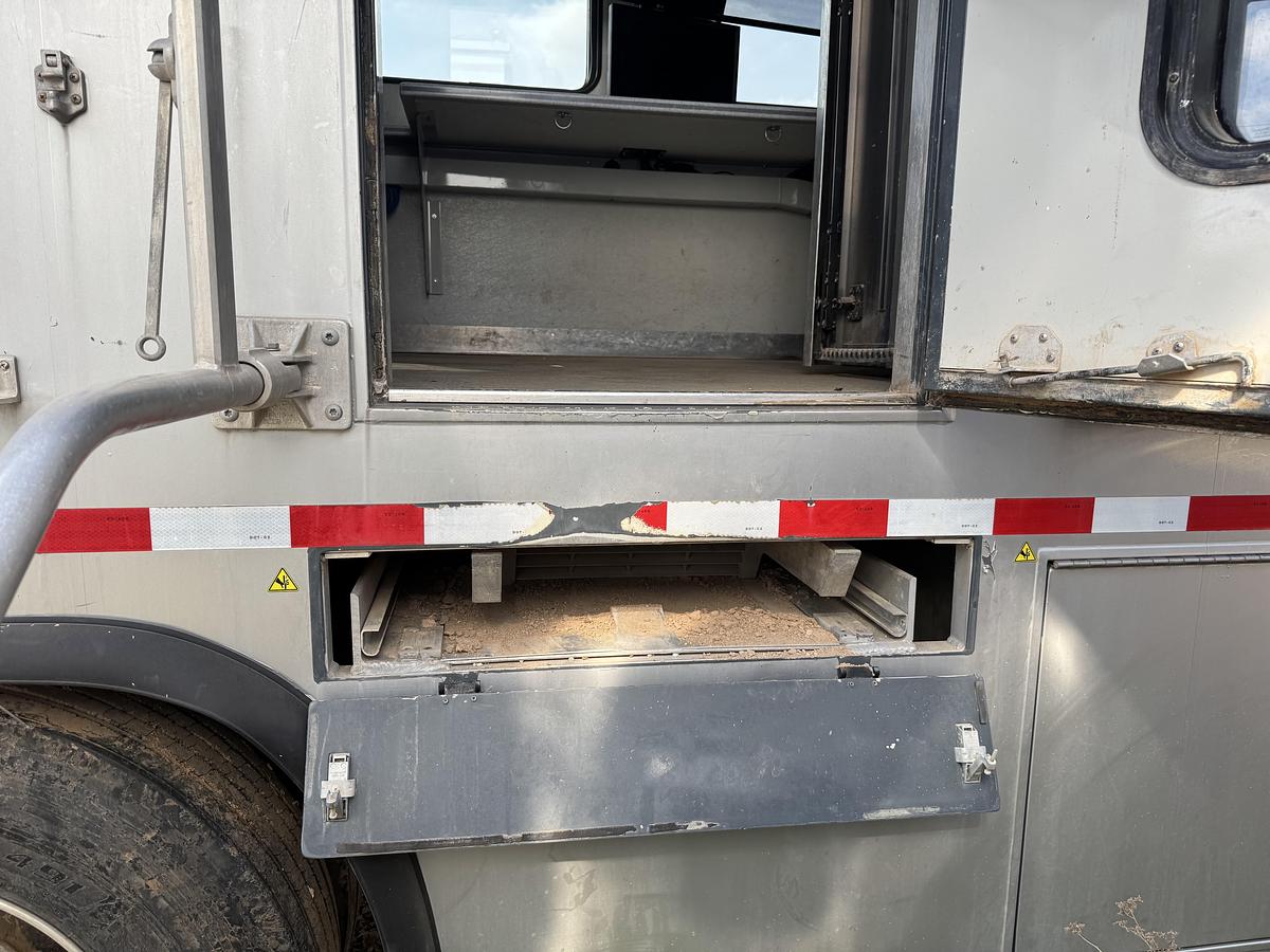 Used 2015 Stewart & Stevenson ET-33 EXP Frac Data Van