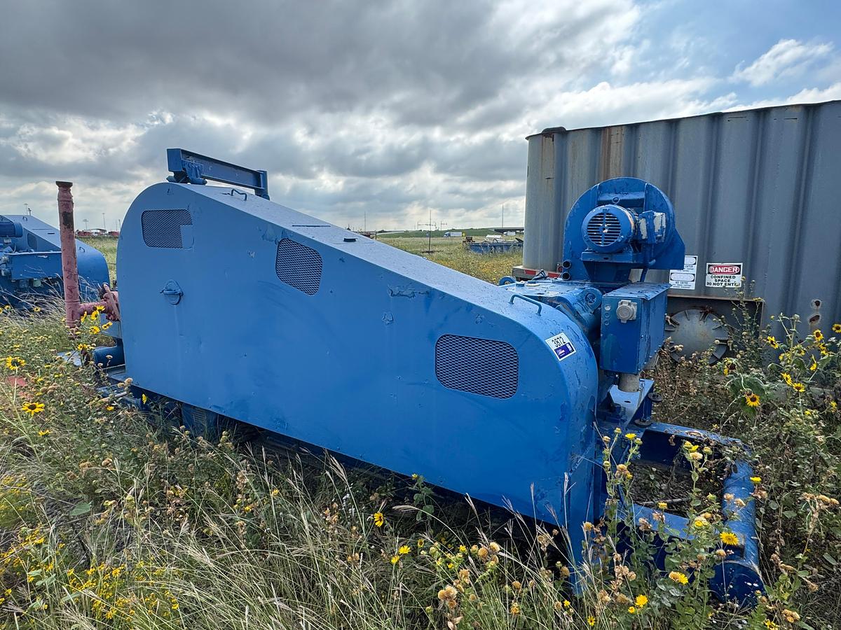 Used National Oilwell 9P-100 Triplex Mud Pump