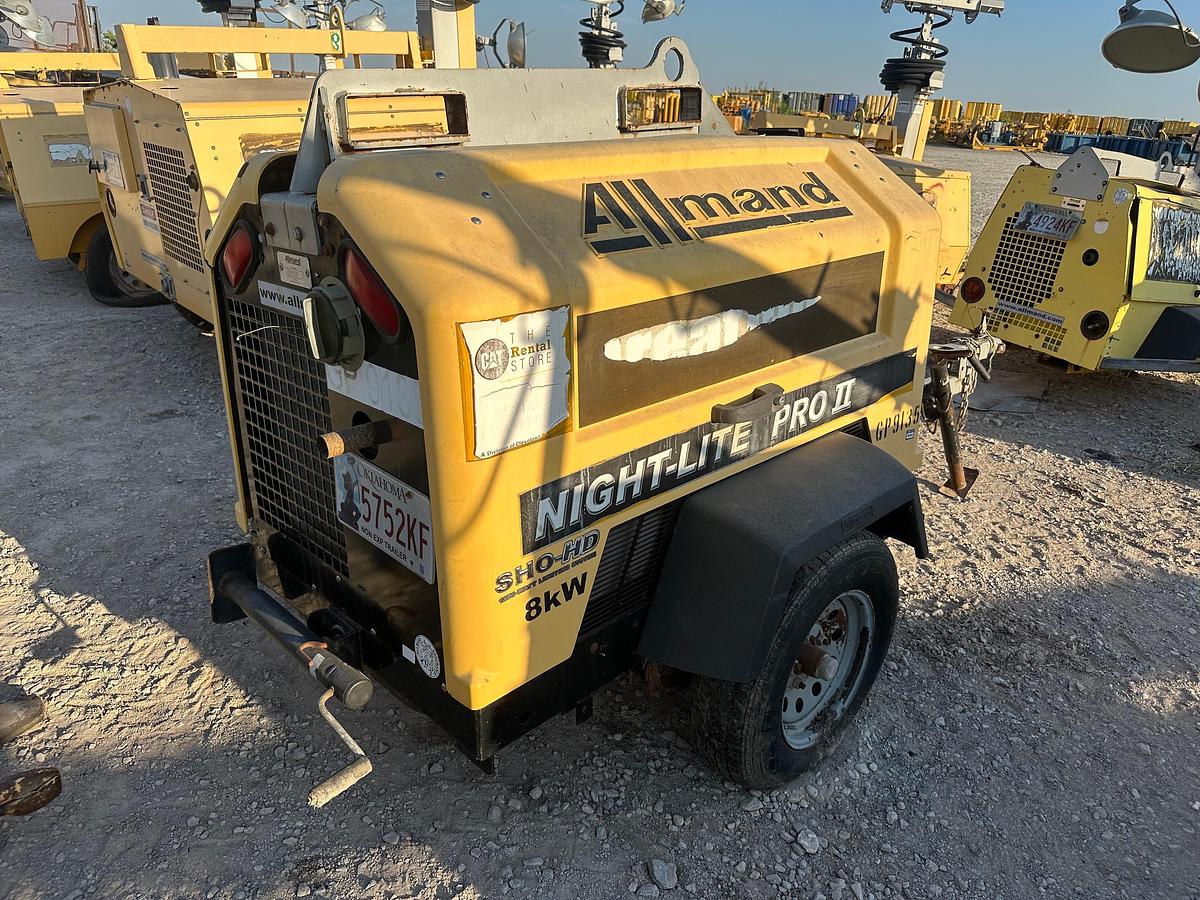 Used Allmand NightPro NL8 8kw Light Plant with CAT Engine