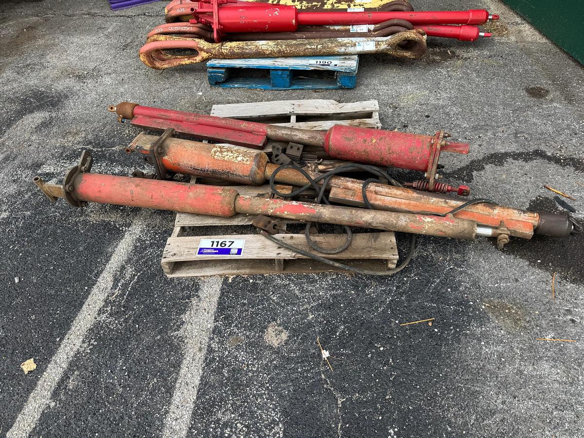 Used 1 Pallet of 3 Hydraulic Cylinders