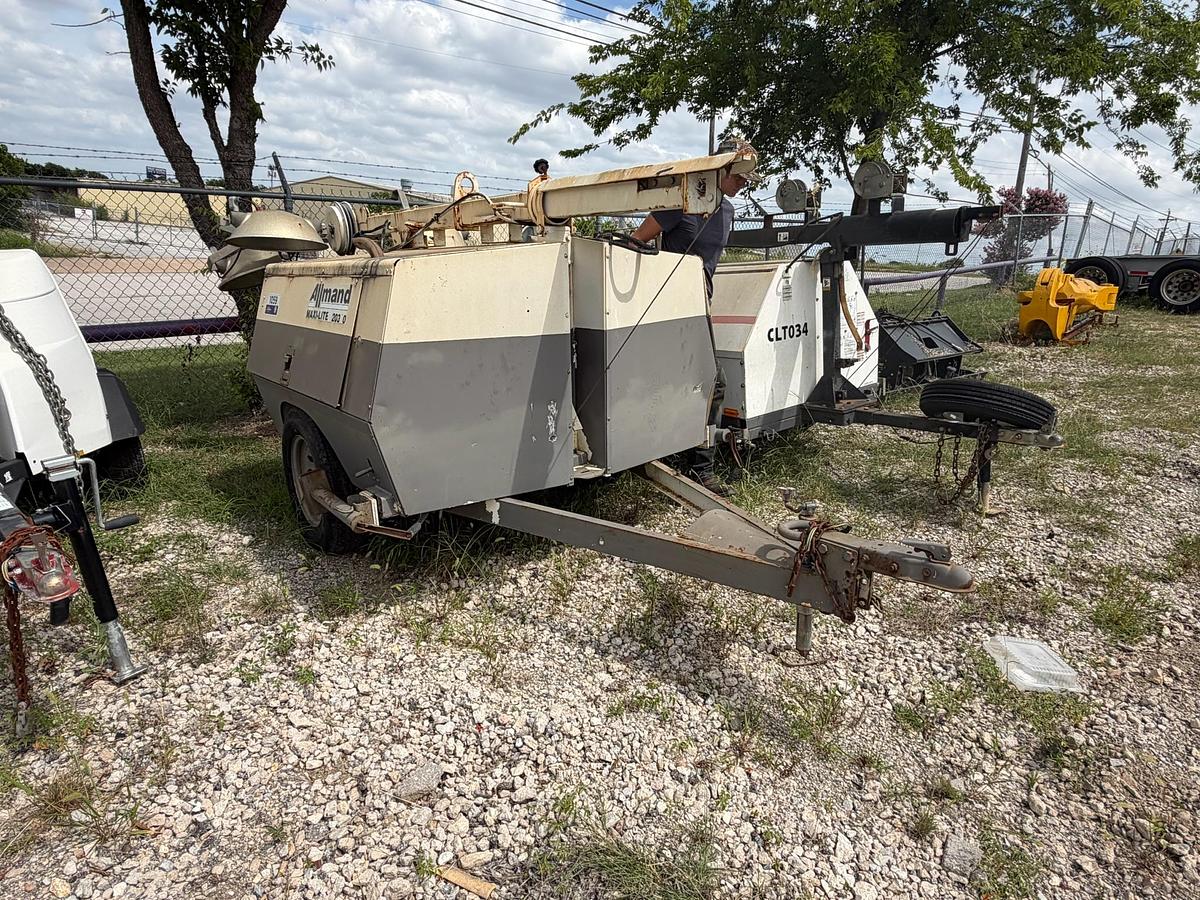 Used Allmand Maxi-Lite Light Tower