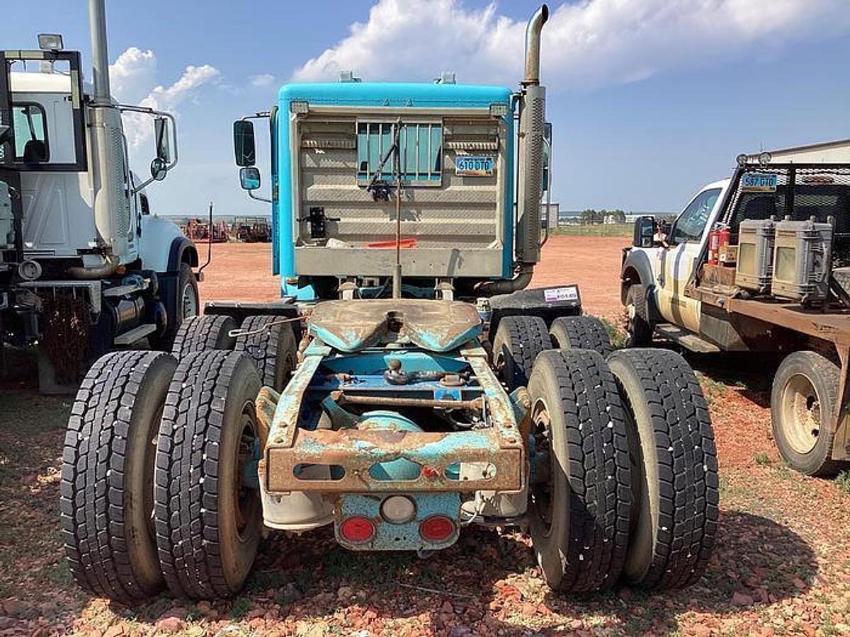 Used 2005 Freightliner Cascadia