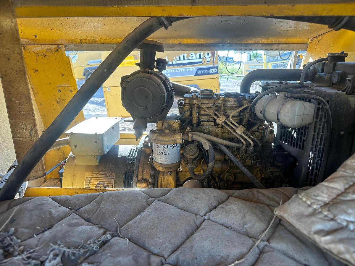 Used Allmand Maxi-Lite V Light Plant with Cat Engine Inoperable Missing Axle.