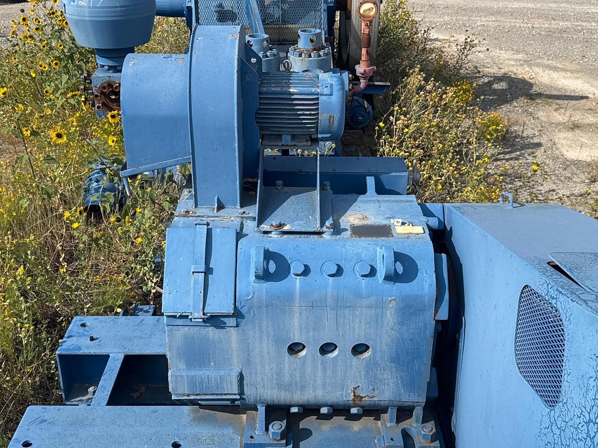 Used National Oilwell 9P-100 Triplex Mud Pump