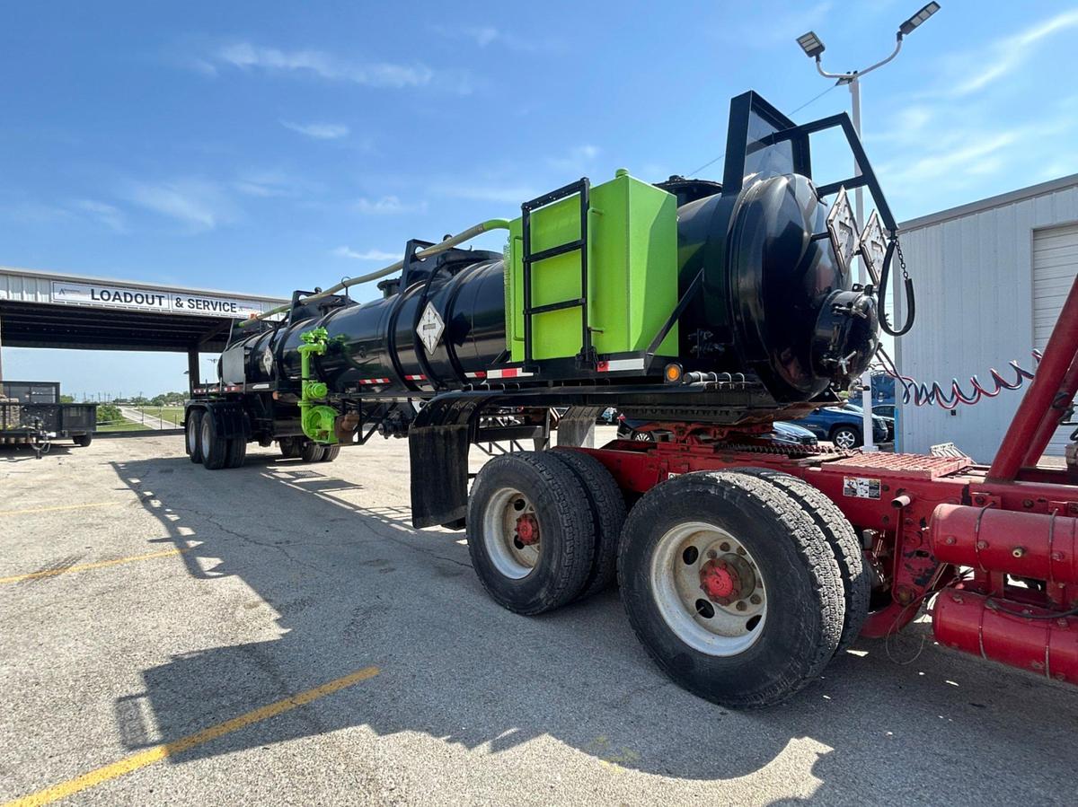 Used 2011 Tiger 47-bbl Acid Transport Trailer - CLEAN INSIDE!