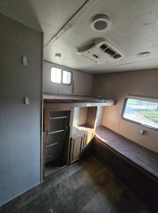 Used 2018 Longhorn Crossroads Bumper Pull Travel Trailer Bunkhouse