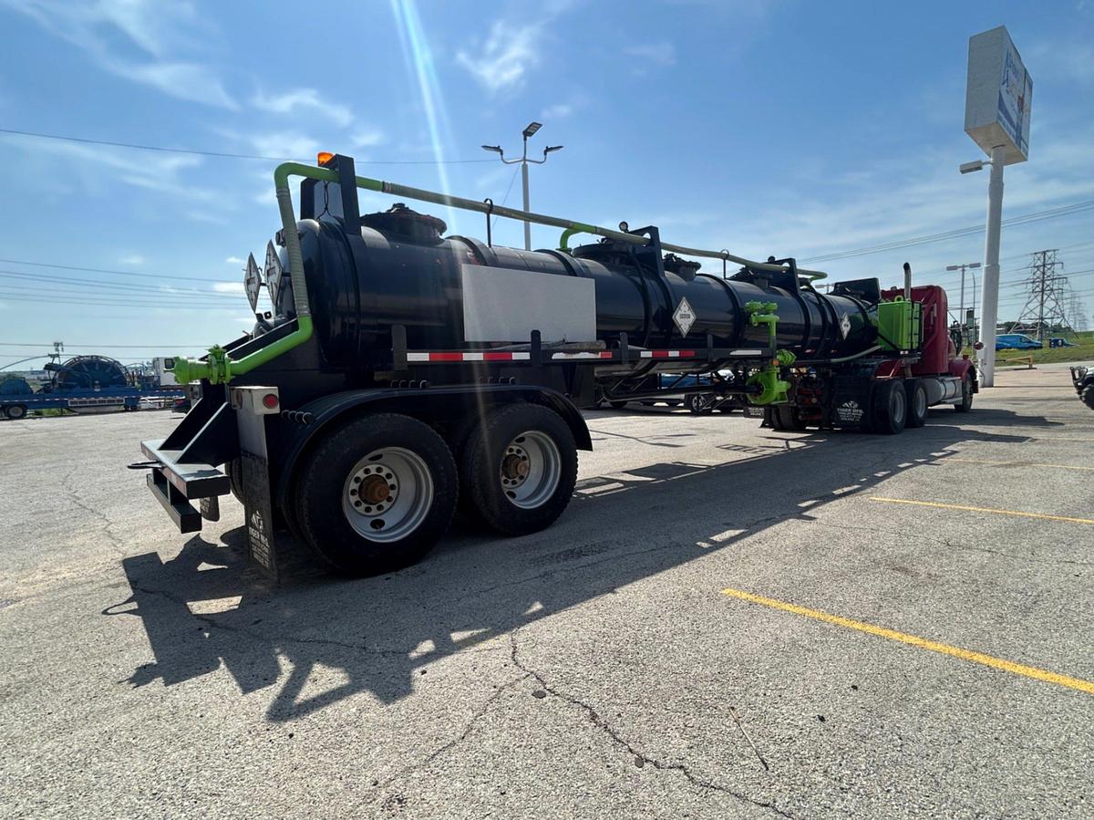 Used 2011 Tiger 47-bbl Acid Transport Trailer - CLEAN INSIDE!